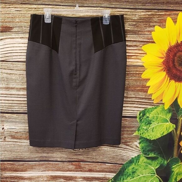 Worthington midi black/ gray skirt Size 14 - Picture 6 of 6